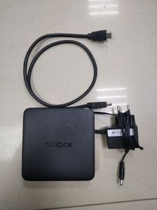 Б/у HD-медиаплеер Altibox uiw4054aib 01-200825634