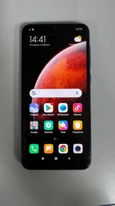 Б/в Мобільний телефон Xiaomi mi 9 se 6/128gb 01-200834578