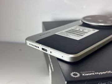 Б/в Мобільний телефон Xiaomi 15 ultra 16/1tb 01-200853511