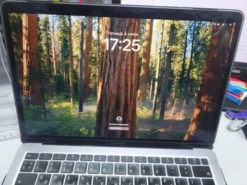 Б/в Ноутбук Apple MacBook Air 13`` Late 2020 01-200870654