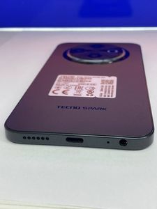 Б/в Мобільний телефон Tecno spark 30c kl5n 8/256gb 01-200876467