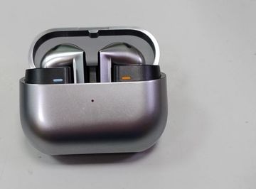 Б/в Навушники Samsung galaxy buds3 01-200880126