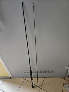 Б/в Спінінг Favorite x1.1 / x1.1-702mh 01-200880840