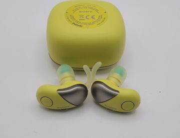 Б/в Навушники Sony wf-sp700n 01-200836684