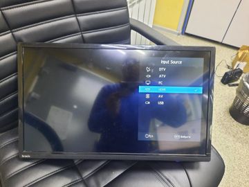 Б/в Телевізор Bravis led-22e6000+t2 01-200898599