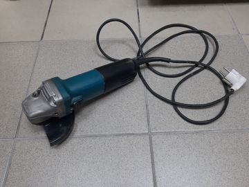 Б/в Кутова шліфмашина Makita 9558hn 01-200906609