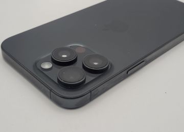 Б/в Мобільний телефон Apple iphone 15 pro max 256gb 01-200911980