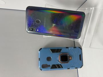 Б/в Мобільний телефон Samsung galaxy a40 2019 sm-a405 4/64gb 01-200923422
