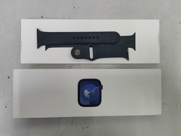 Б/в Смарт-годинник Apple watch series 9 gps 45mm aluminum case 01-200924528