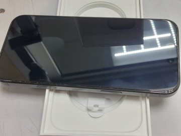 Б/в Мобільний телефон Apple iphone 16 pro max 1tb 01-200929284