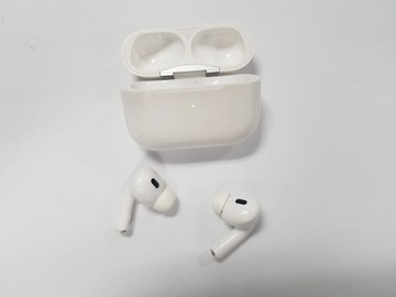 Б/в Навушники Apple airpods pro 2nd generation magsafe 01-200913655