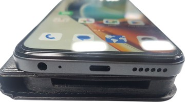 Б/в Мобільний телефон Zte nubia v70 design 8/256gb 01-200941705