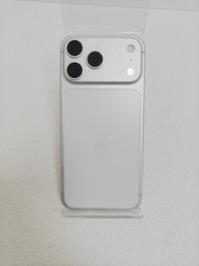 Б/в Мобільний телефон Apple iphone 17 pro max 256gb 01-200956573