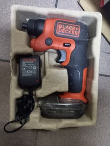 Б/в Шурупокрут Black&Decker bdcsfs30c 01-200972111