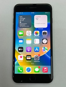 Б/в Мобільний телефон Apple iphone 8 plus 256gb 01-200988873