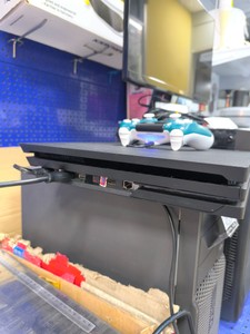 Б/в Ігрова приставка Sony playstation 4 pro 1tb 01-200930967