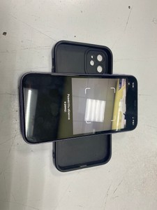 Б/в Мобільний телефон Apple iphone 11 64gb 01-200993369