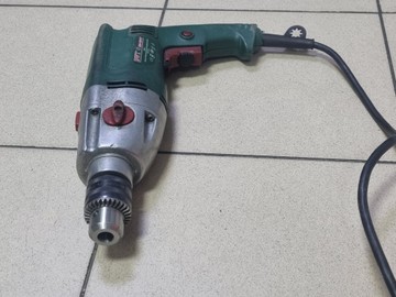 Б/у Дрель ударная Dwt sbm-1050 vs 01-200995042