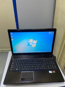 Lenovo 15/pentium b960 ddr3/4gb ddr3/hdd 500 gb/ssd *відсутній/radeon hd5650m