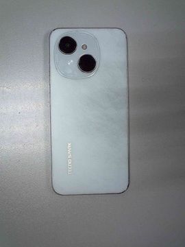 Б/у Мобільний телефон Tecno spark go 1 kl4 4/128gb 01-201041307