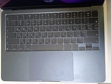 Б/у Ноутбук Apple macbook air 13,6" 2026 apple m5 8 core gpu 16gb 512gb sky 01-201051372