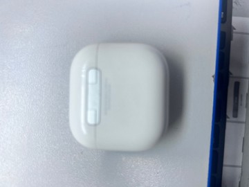 Б/в Навушники Apple airpods 4 01-201114449