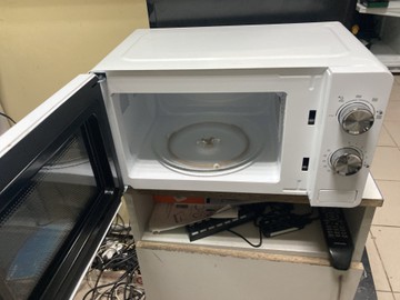 Б/в Мікрохвильова піч Gorenje mo17e1w 01-201123332