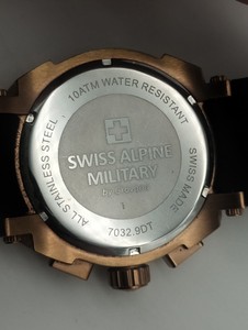Б/в Годинник Swiss Alpine Military 7032.9 dt 01-200630626