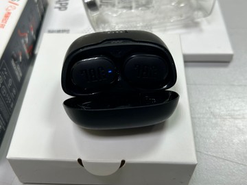 Б/в Навушники Jbl tune buds 01-201147404