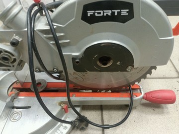 Б/в Пила торцева Forte ms-255 sl 01-201155828