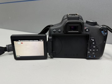 Б/в Фотоапарат Canon eos 750d + ef-s 18-55mm 1:3.5-5.6 is stm 01-201165150