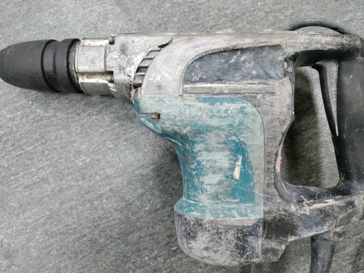 hr4002