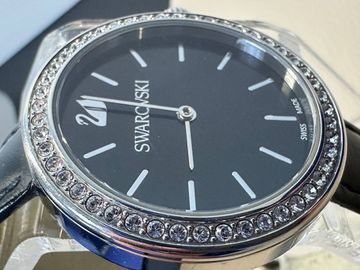 01-19220081: Swarovski daytime black watch