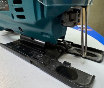 01-200550669: Makita 4326