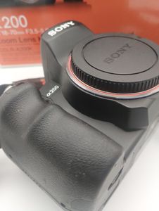 01-200552941: Sony alpha dslr-a200 kit 18-70mm