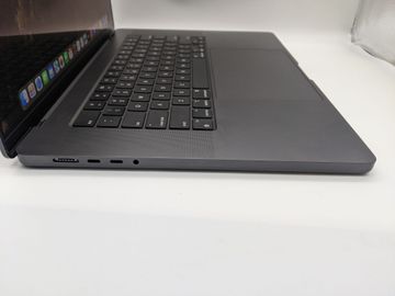 01-200636347: Apple macbook pro 16" late 2023