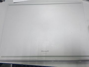 01-200766023: Microsoft 15/core i7 8650u ddr3/16gb ddr3/ssd 256 gb/geforce gtx1060 6gb