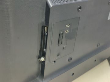 01-200576592: Samsung ue32j5000