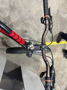 01-200786491: Crossbike everest 27.5