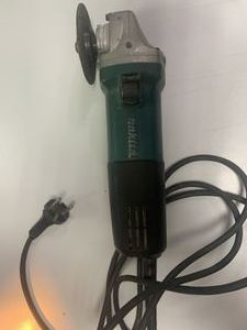 01-200789111: Makita 9558hnr