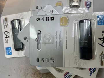 Б/в Флеш-накопичувач Ulike Design usb-type c 64 gb 01-200797503