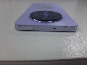 Б/у Мобильний телефон Realme 12 5g 8/256gb 01-200801904