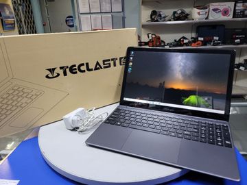 Б/в Ноутбук Teclast екр. 15.6 / intel n3350 1.1ghz / ram 8gb / ssd 128gb / hd graphics 500 01-200775046
