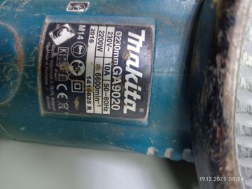 Б/в Кутова шліфмашина Makita ga9020 01-200818740