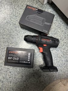 Б/в Шурупокрут Dnipro-M cd-200t 1акб 4ah зп 01-200839247