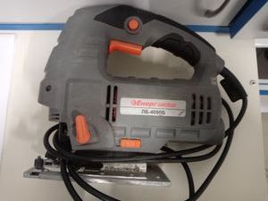 Б/у Электролобзик Энергомаш лб-4090б 01-200797169