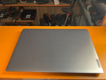 Б/в Ноутбук Lenovo ideapad 3 15iau7 01-200802393