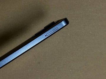 Б/в Мобільний телефон Tecno spark go 1 kl4 3/64gb 01-200860972