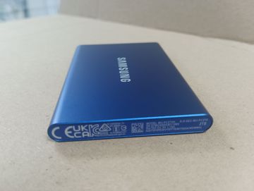 Б/в Ssd накопичувач Samsung t7 2 tb indigo 01-200880401