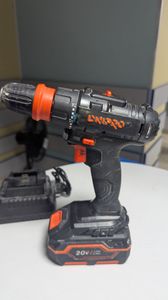 Б/у Шуруповерт Dnipro-M cd-218q 1акб 4ah зп 01-200888301